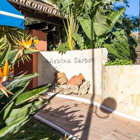 Confortable Estudio En Medina Garden Ref 332 アパート