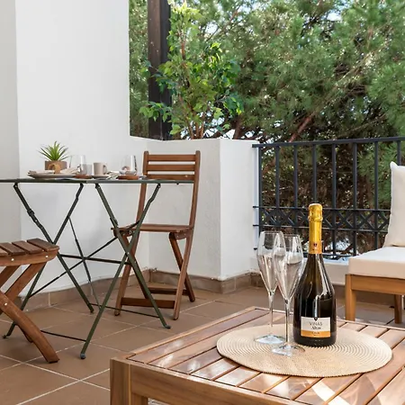 Confortable Estudio En Medina Garden Ref 332 アパート *